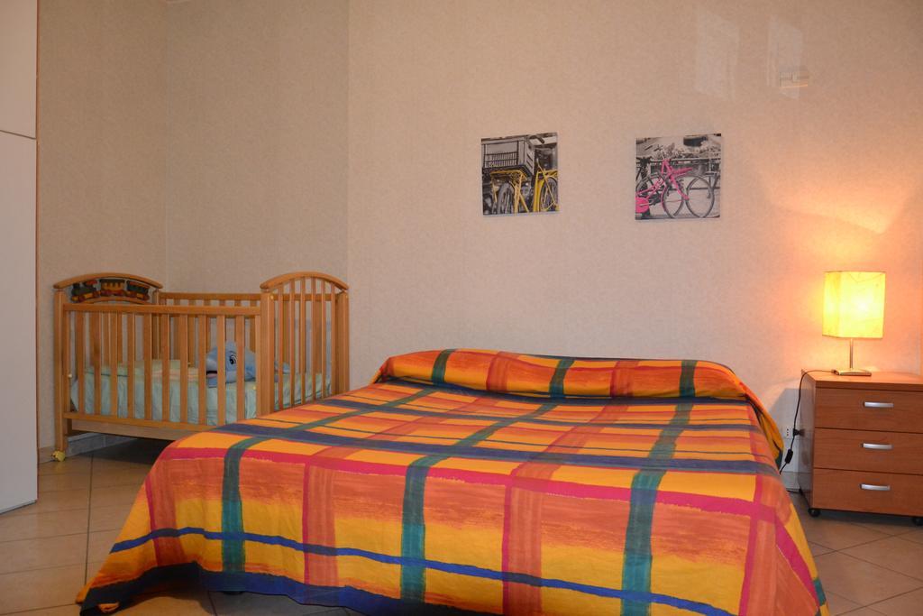 Low Cost La Meridiana Hotel Zafferana Etnea Cameră foto